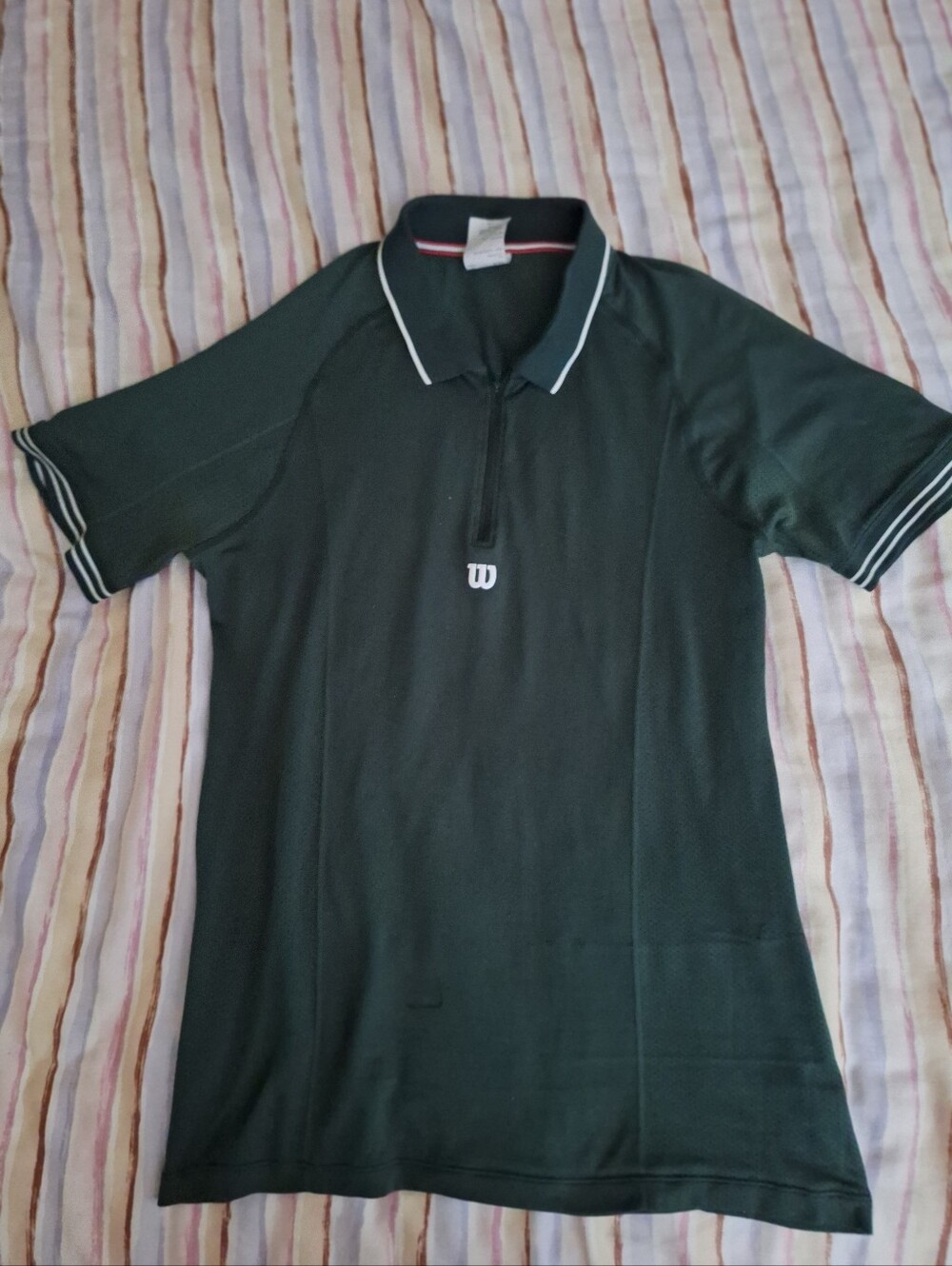 Wilson Dark Green Short-Sleeve Polo Size Small.Collar To Bottom 27".Soft materal